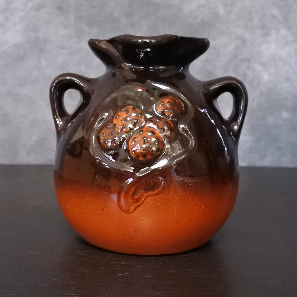 Antique Weller Pottery Floretta Strawberry Art Pottery Vase